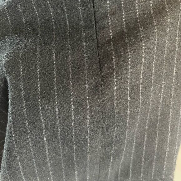 Joie Iveta Navy Pinstripe Skirt || SZ L - Picture 14 of 16